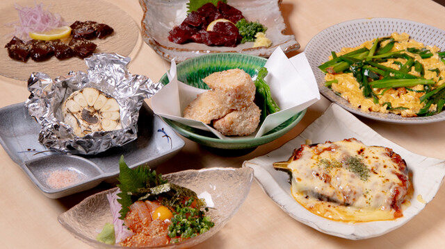 一本食べたら止まらない！博多・住吉「くぼ」の絶品「皮」を堪能